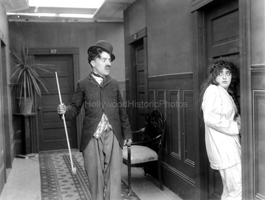 Charlie Chaplin 1914 With Mabel Normand WM.jpg